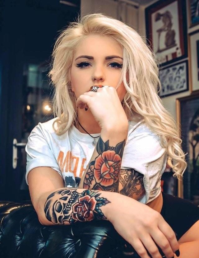 Ирен привлекальеная девушка из Екатеринбурга цена от 3000 руб