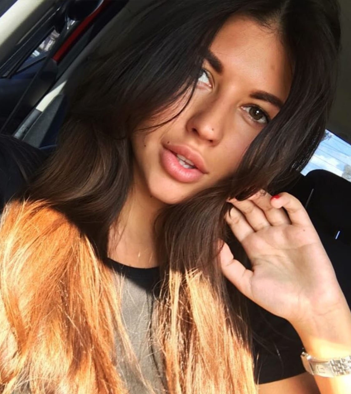 Настасья привлекальеная девушка из Екатеринбурга цена от 3000 руб