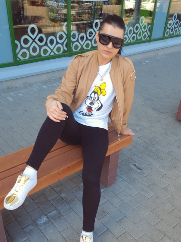 Светлана привлекательная девушка из Екатеринбурга цена от 3500 руб