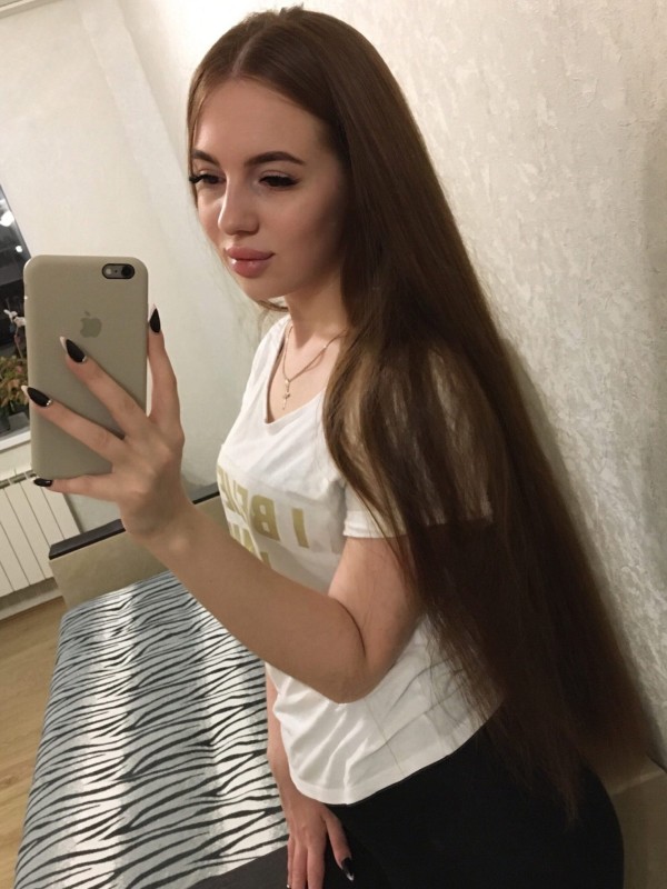 Светлана привлекательная девушка из Екатеринбурга цена от 3000 руб