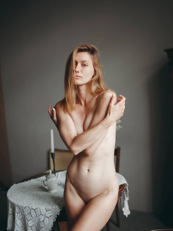 Оксана привлекательная девушка из Екатеринбурга цена от 6000 руб